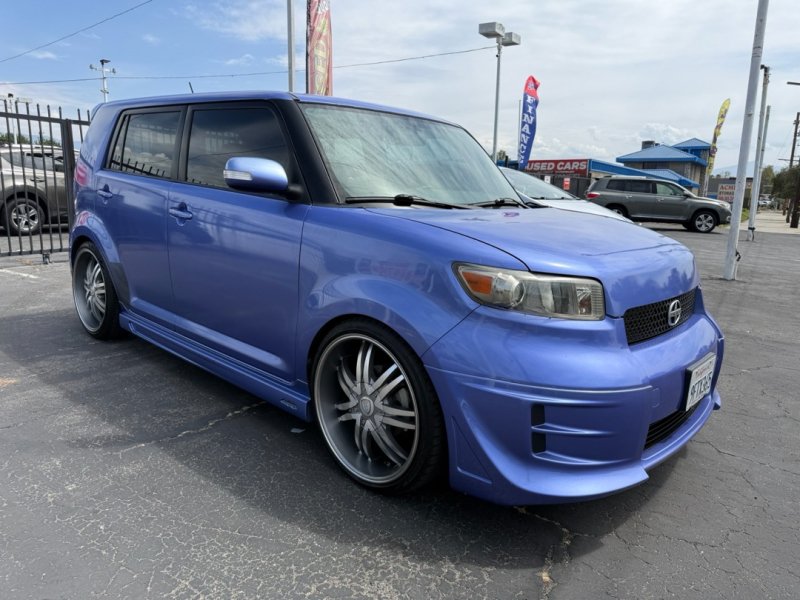 Used 2010 Scion xB Release Series 7.0 FWD image 3