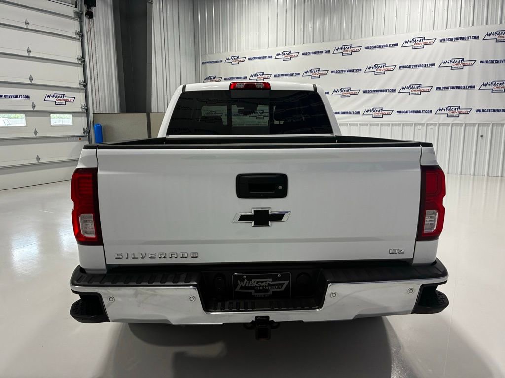 Used 2018 Chevrolet Silverado 1500 LTZ w/ Sport Package AWD/4WD image 5