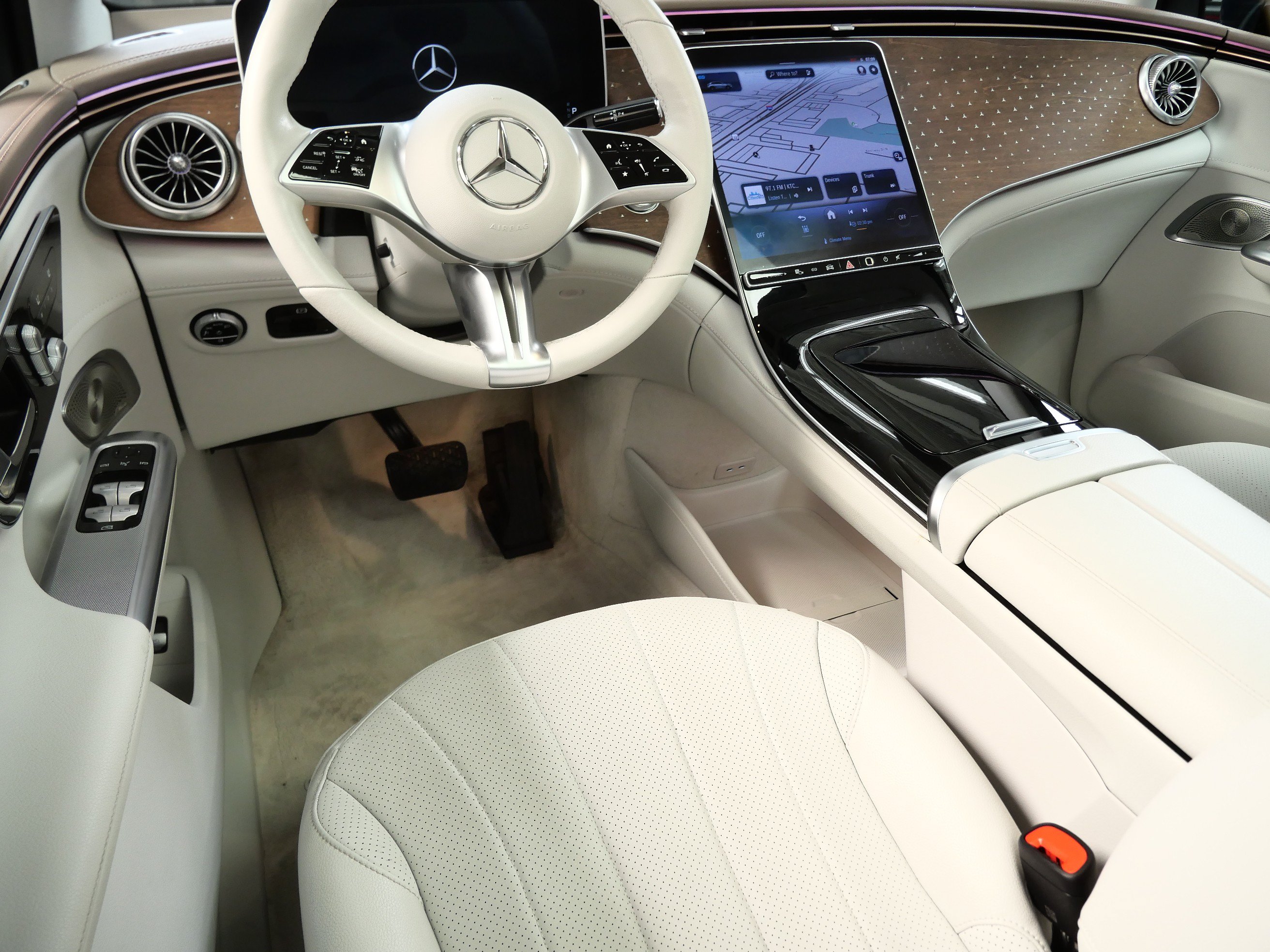 Certified 2023 Mercedes-Benz EQE 350+ 4MATIC SUV image 2