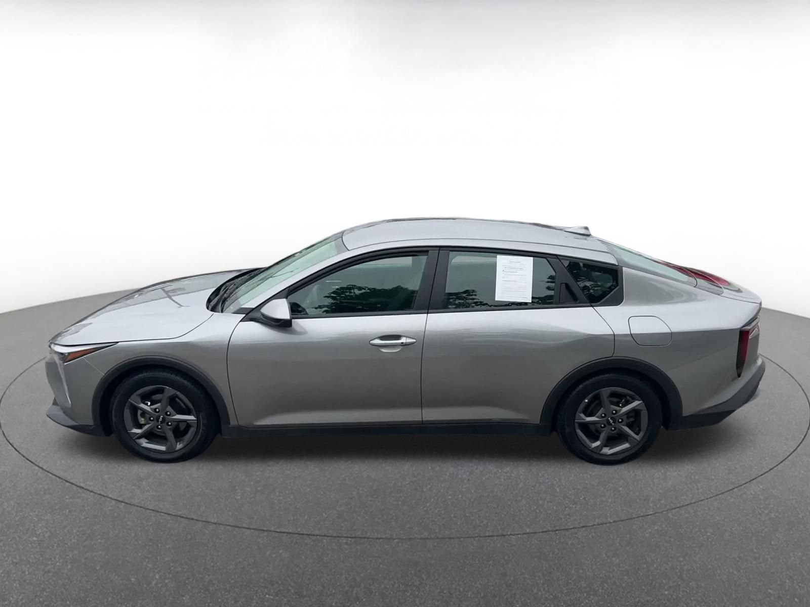 Used 2025 Kia K4 FWD image 8