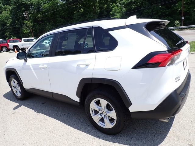 Certified 2021 Toyota RAV4 XLE w/ Convenience Package AWD/4WD image 8