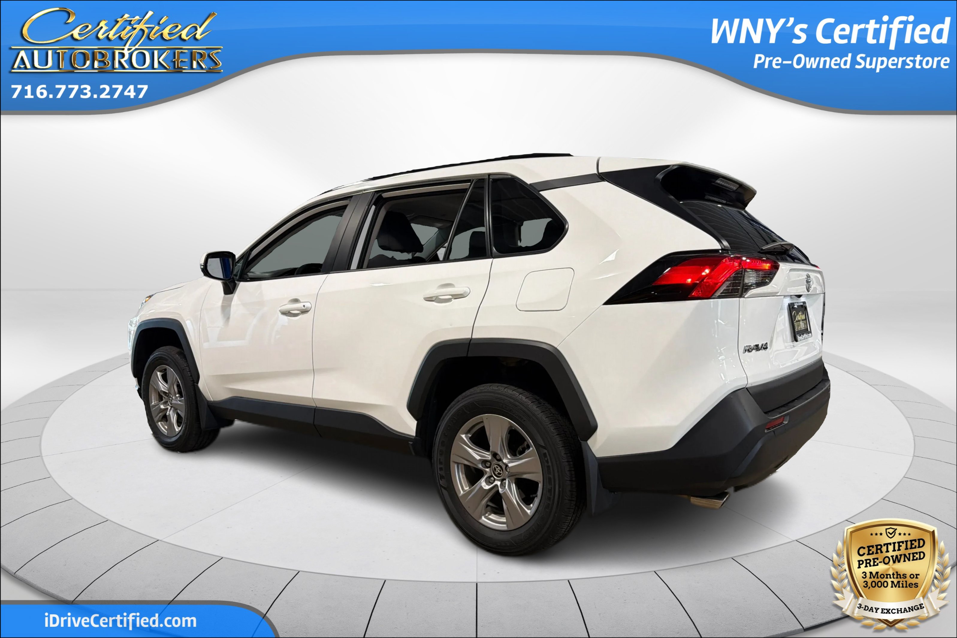 Used 2024 Toyota RAV4 XLE w/ Weather Package AWD/4WD image 8