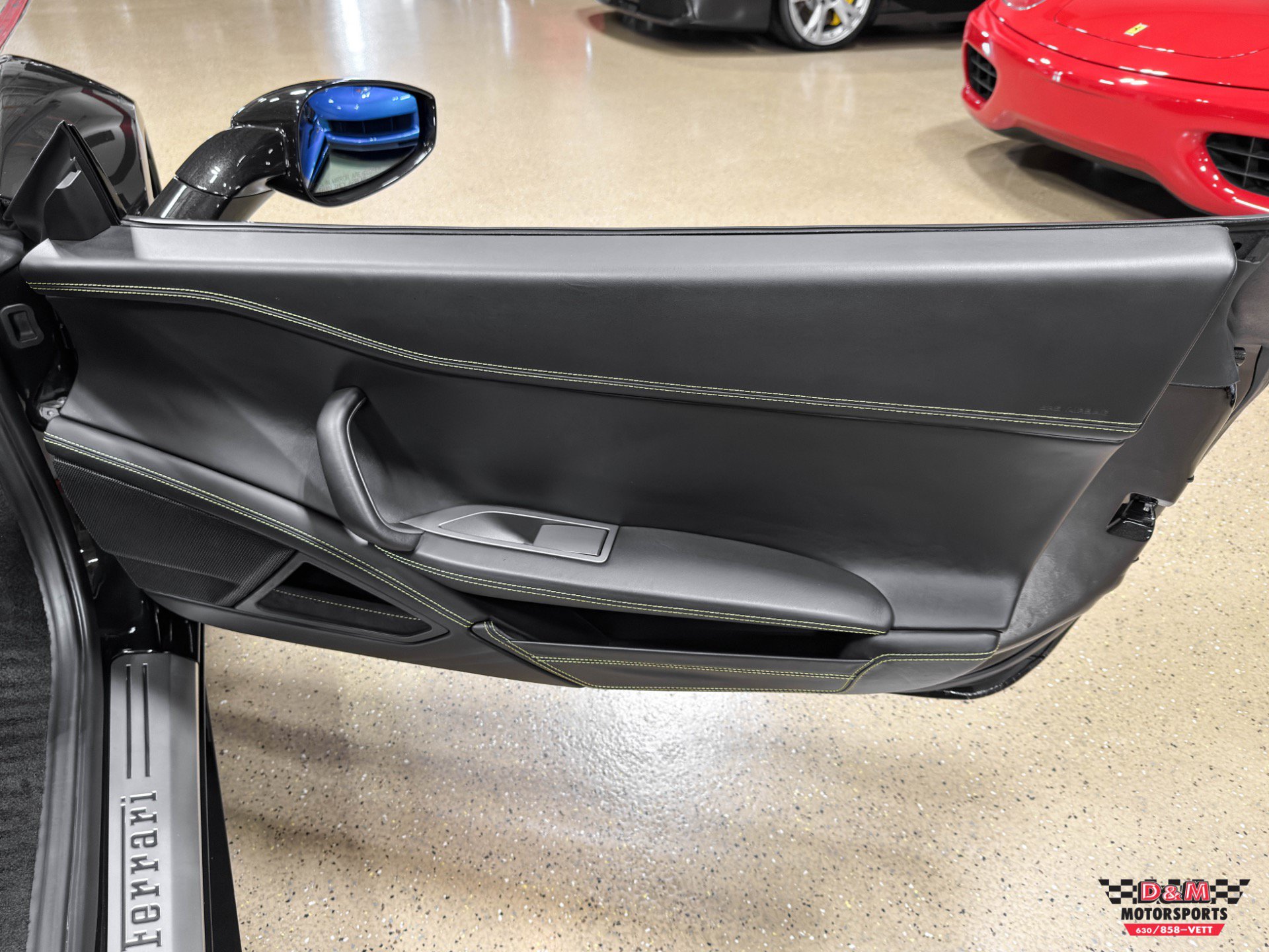 Used 2013 Ferrari 458 Spider RWD image 30