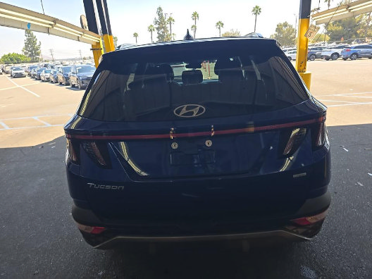 Used 2022 Hyundai Tucson Limited w/ Cargo Package AWD/4WD image 4