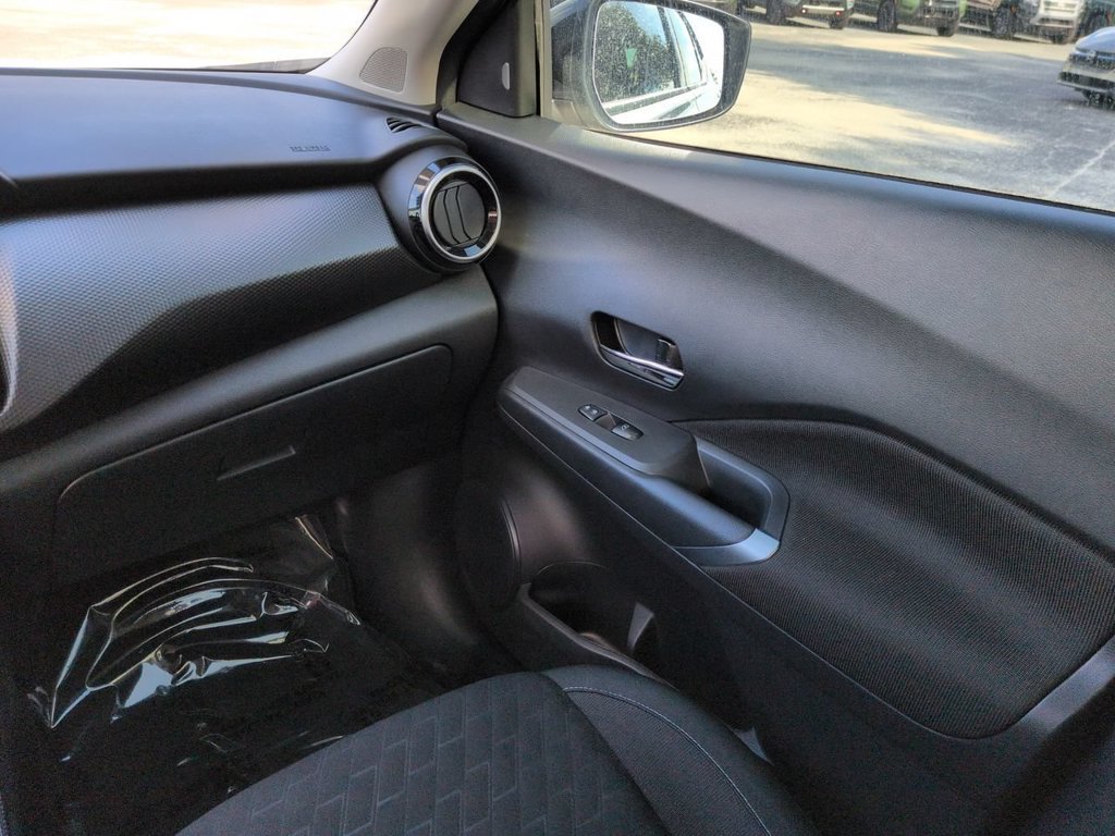 Certified 2024 Nissan Kicks SV FWD image 17