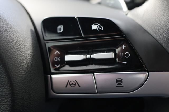 Certified 2024 Hyundai Santa Cruz Limited image 12