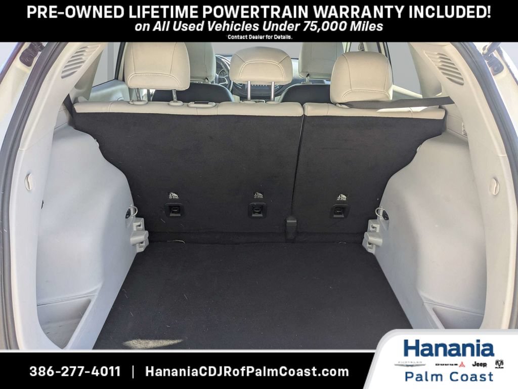 Used 2021 Jeep Compass Latitude FWD image 12