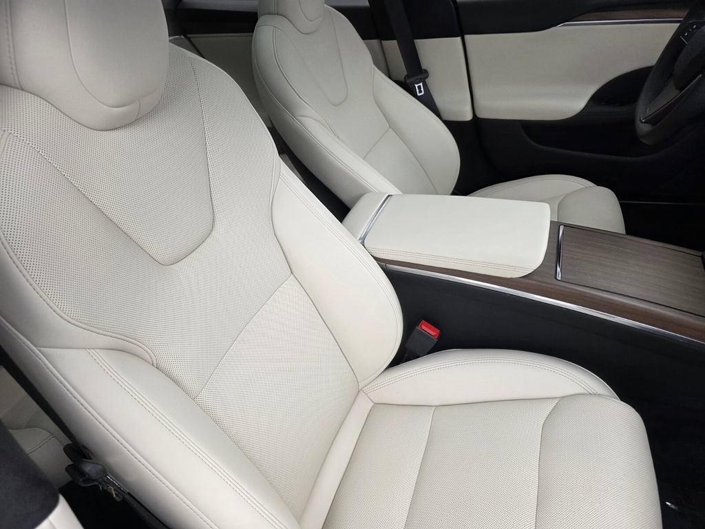 Used 2024 Tesla Model S AWD/4WD image 27