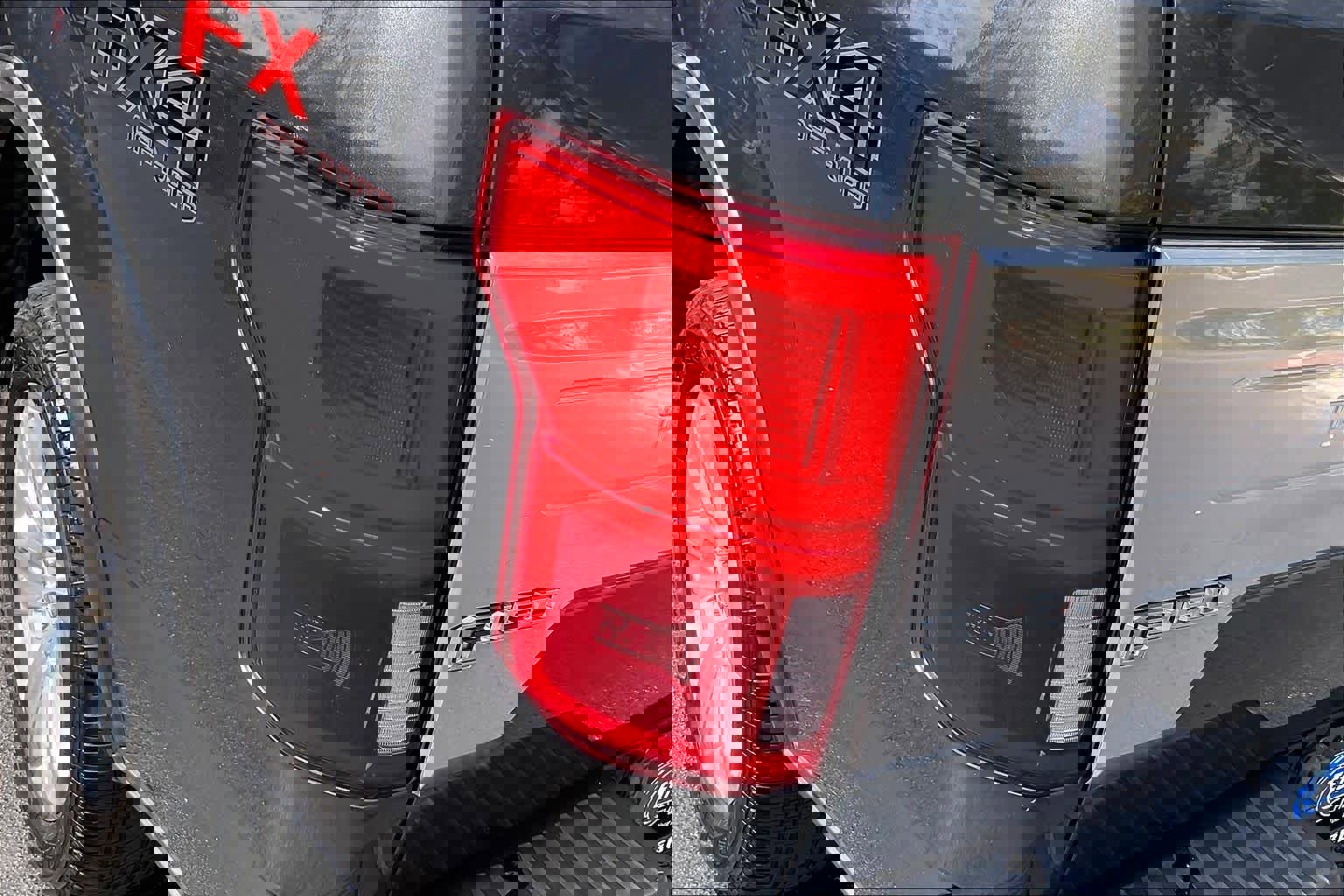 Used 2019 Ford F150 Platinum w/ Equipment Group 701A Luxury image 28