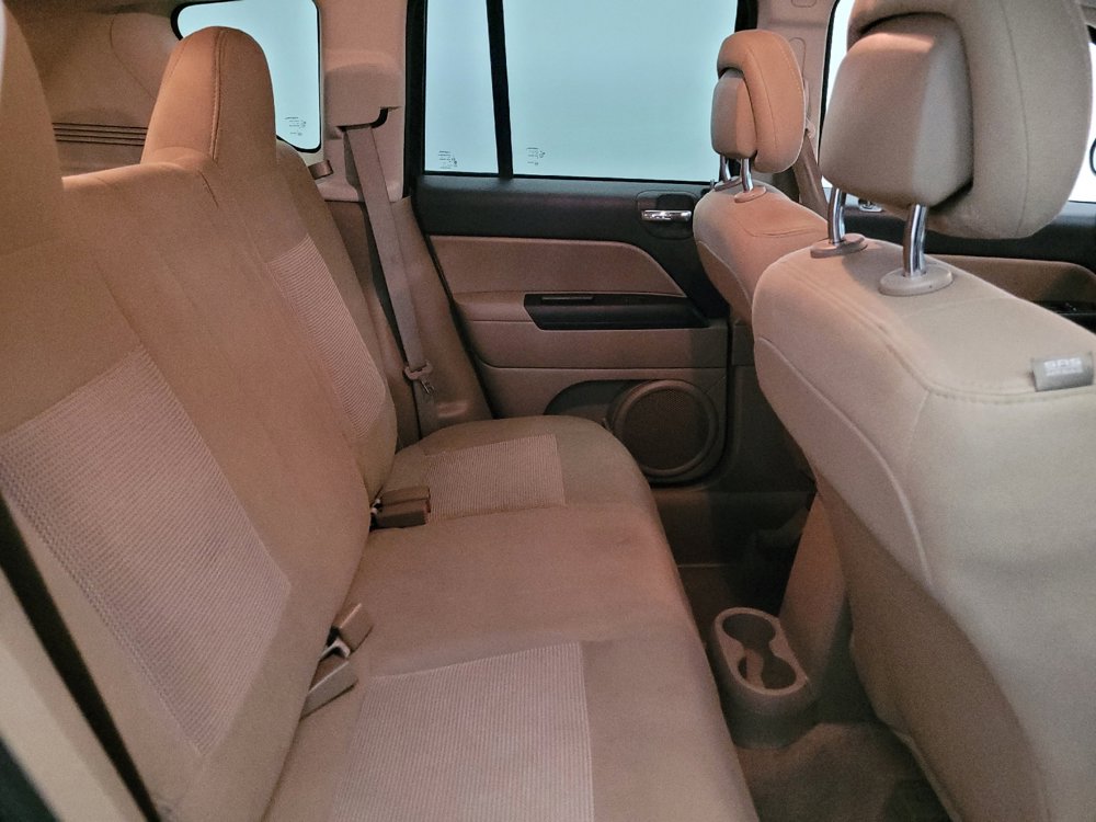 Used 2016 Jeep Compass Sport w/ Power Value Group image 19