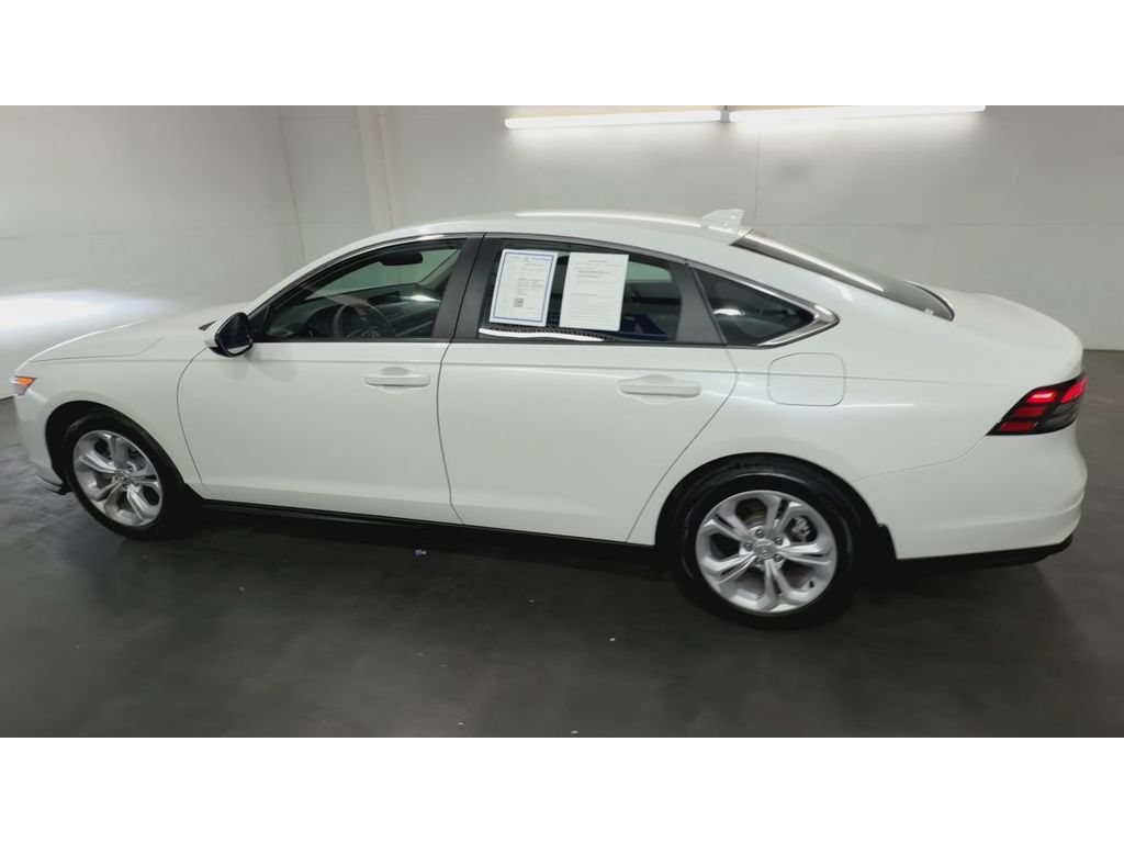 Certified 2025 Honda Accord LX image 6