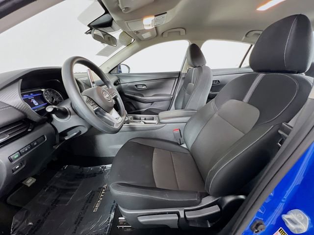 Used 2025 Nissan Sentra SV FWD image 10