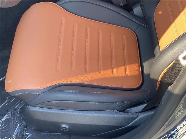 New 2024 Mercedes-Benz C 300 4MATIC Sedan image 4