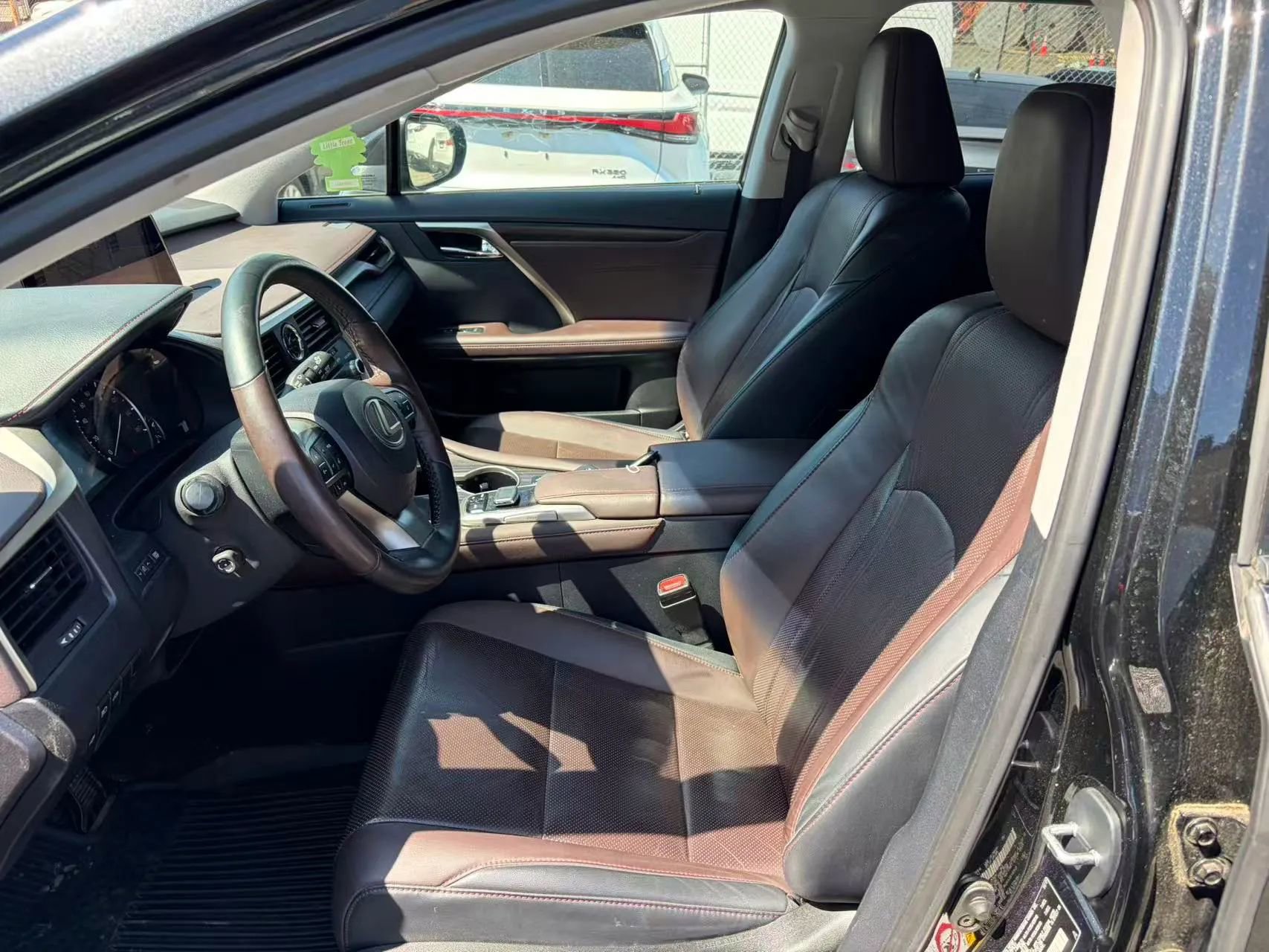 Used 2017 Lexus RX 350 AWD w/ Premium Package image 6