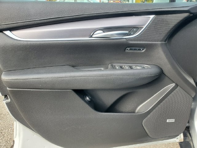 Used 2019 Cadillac XT5 Luxury AWD/4WD image 7