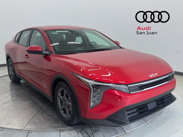 Used 2025 Kia K4 LXS FWD image 1