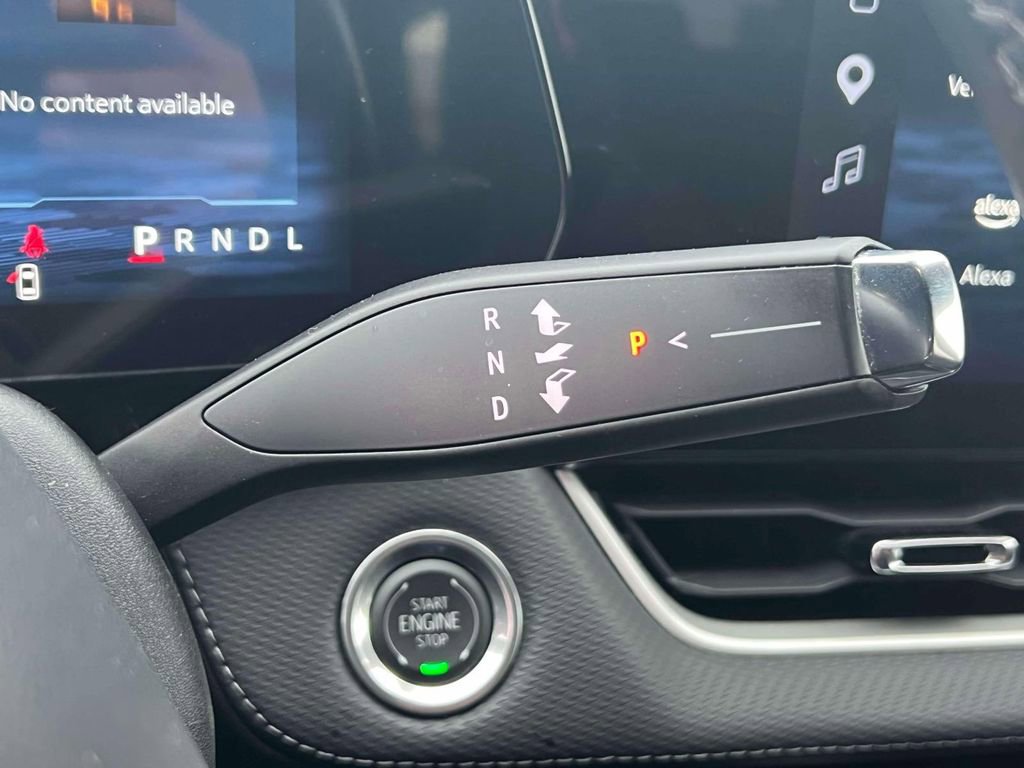 Used 2025 Chevrolet Equinox LT w/ Convenience Package II AWD/4WD image 26