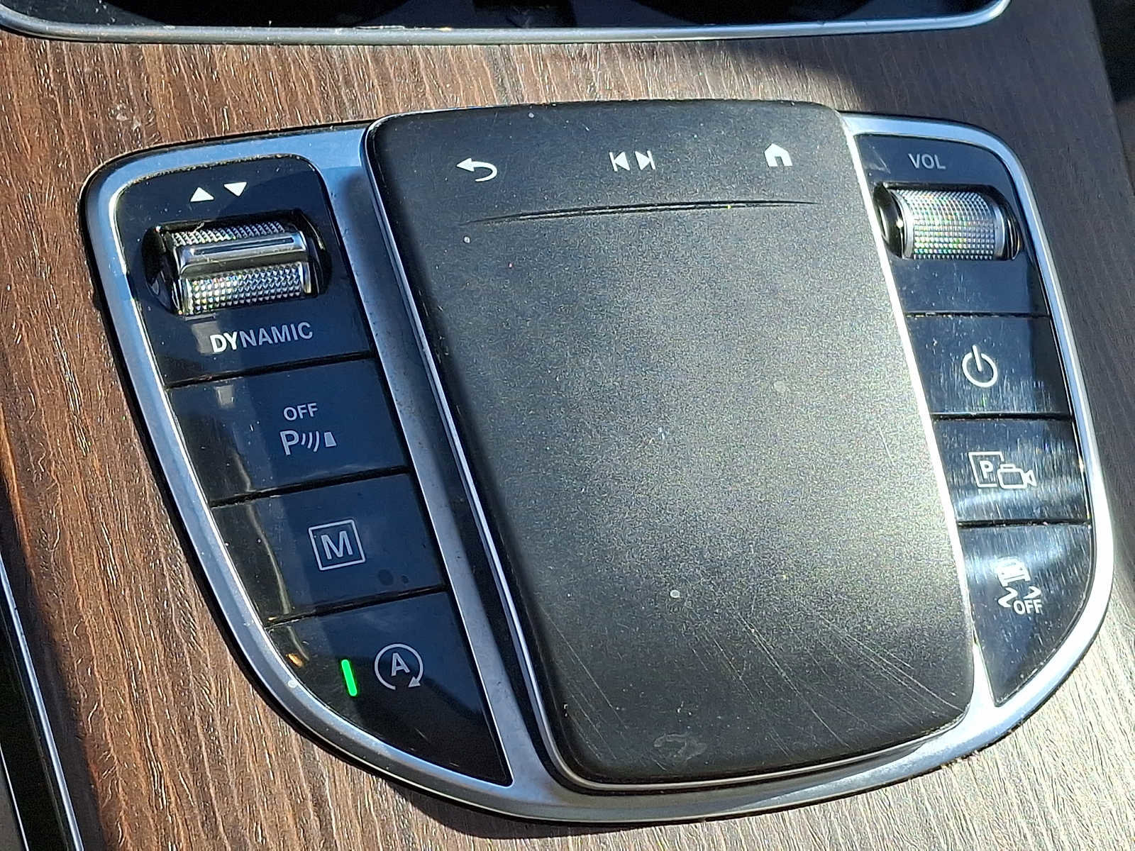 Used 2021 Mercedes-Benz GLC 300 4MATIC image 20