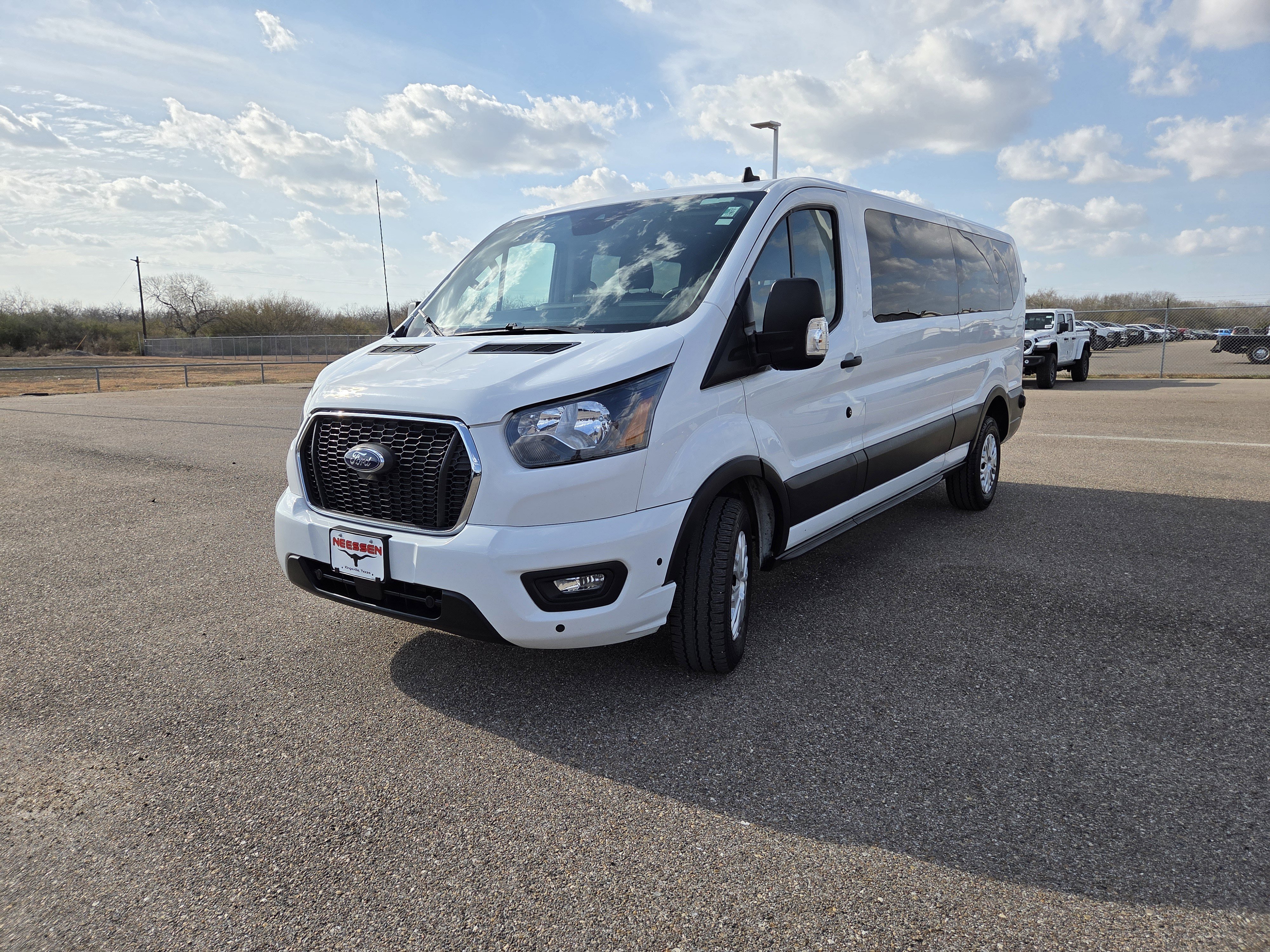 Used 2024 Ford Transit 350 XLT image 3