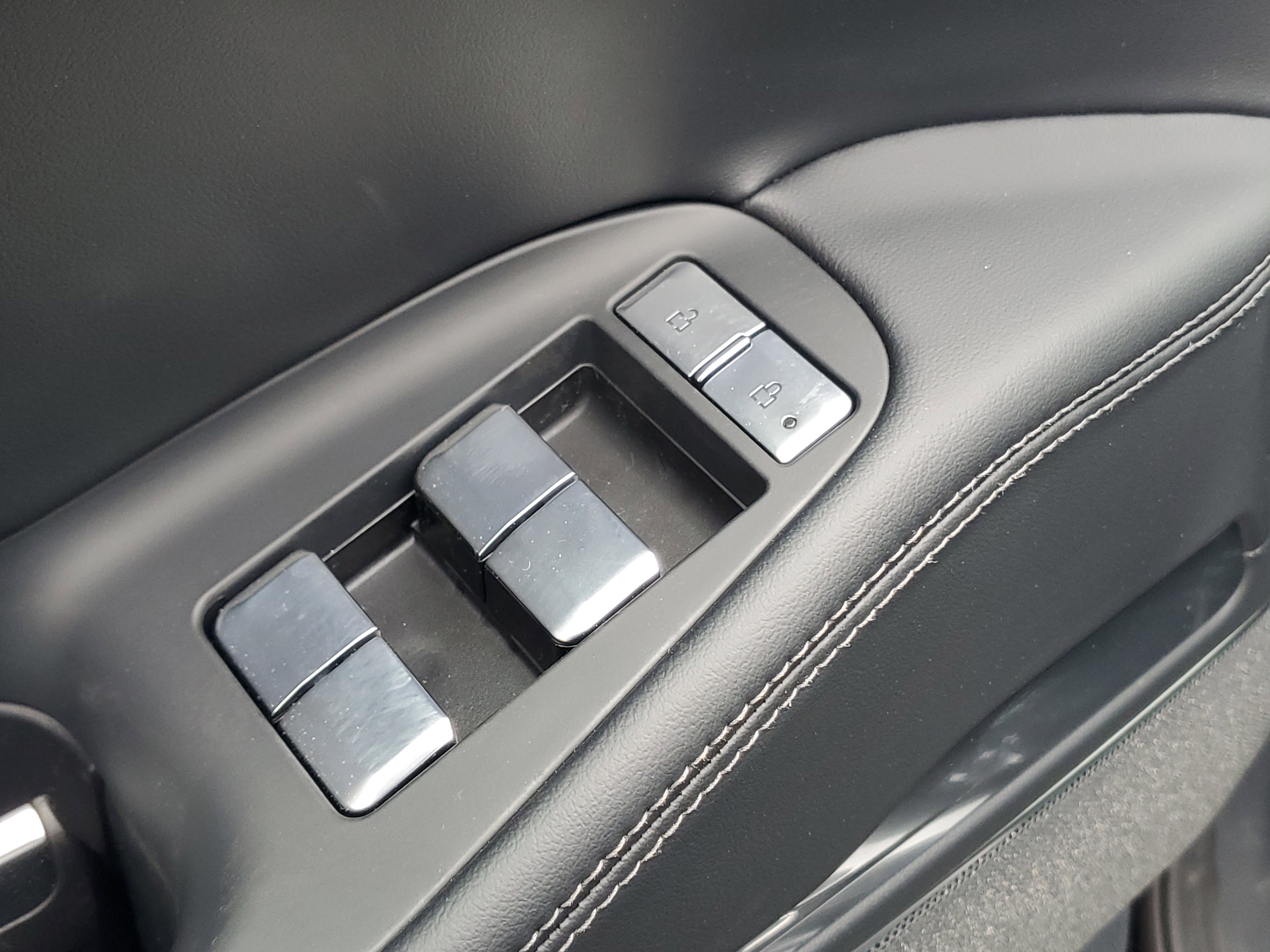 New 2026 Lincoln Navigator Reserve AWD/4WD image 10