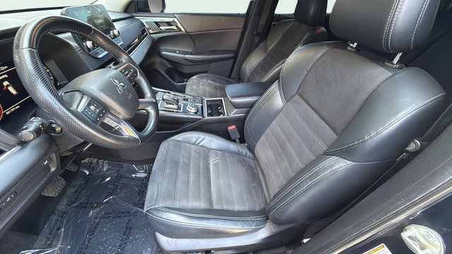 Used 2022 Mitsubishi Outlander SE FWD image 14