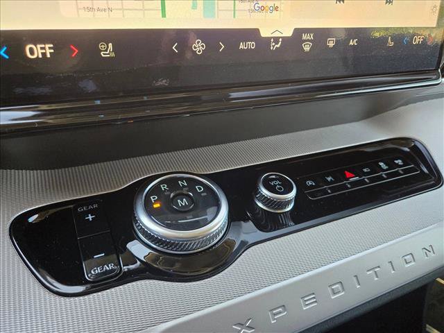 New 2026 Ford Expedition Active RWD image 14