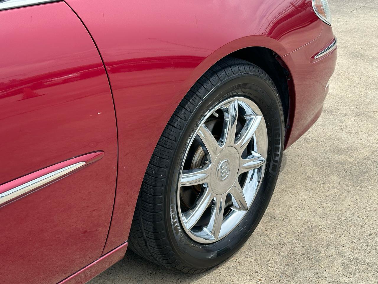Used 2005 Buick LaCrosse CXS w/ Chrome Appearance Package FWD image 48