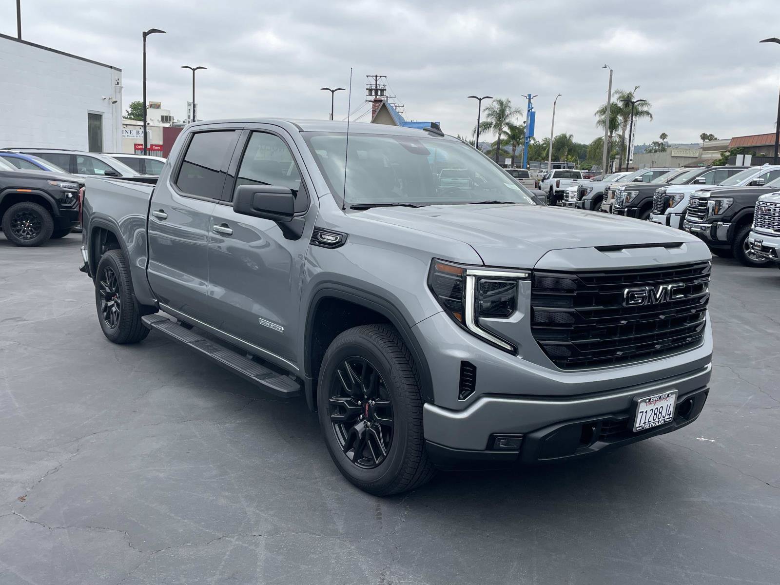 Used 2026 GMC Sierra 1500 Elevation RWD image 3