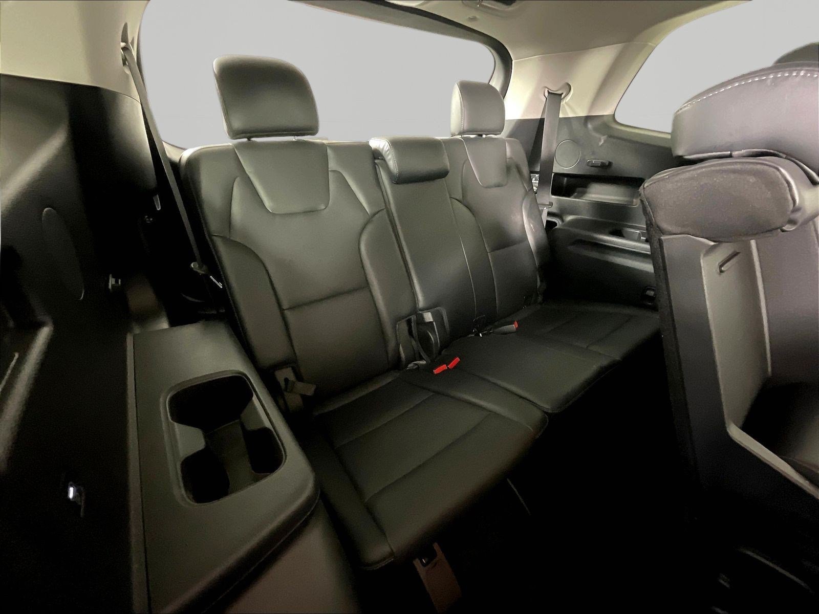 Certified 2024 Kia Telluride LX FWD image 26