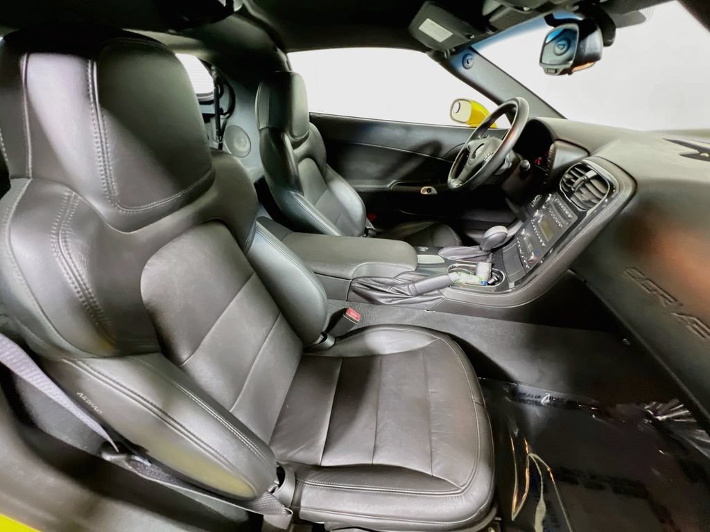Used 2013 Chevrolet Corvette Coupe RWD image 21