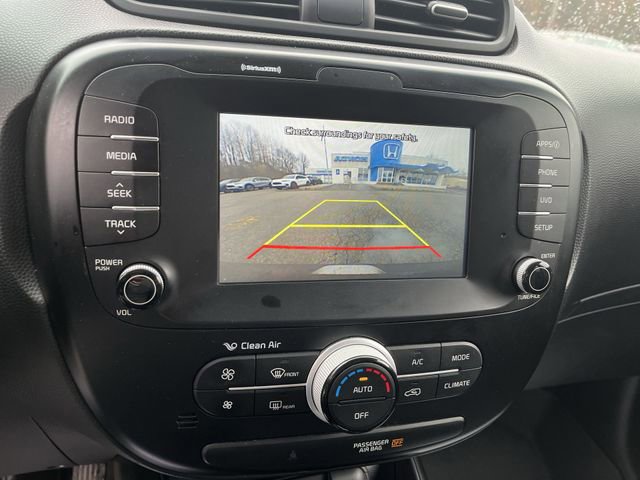 Used 2019 Kia Soul + image 26