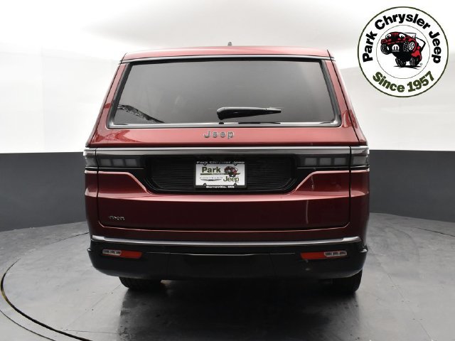 New 2026 Jeep Grand Wagoneer L Limited AWD/4WD image 5