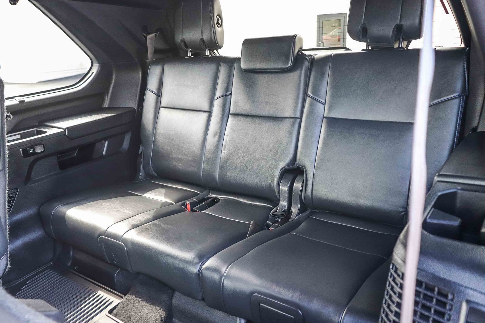 Certified 2024 Toyota Sequoia Platinum AWD/4WD image 22
