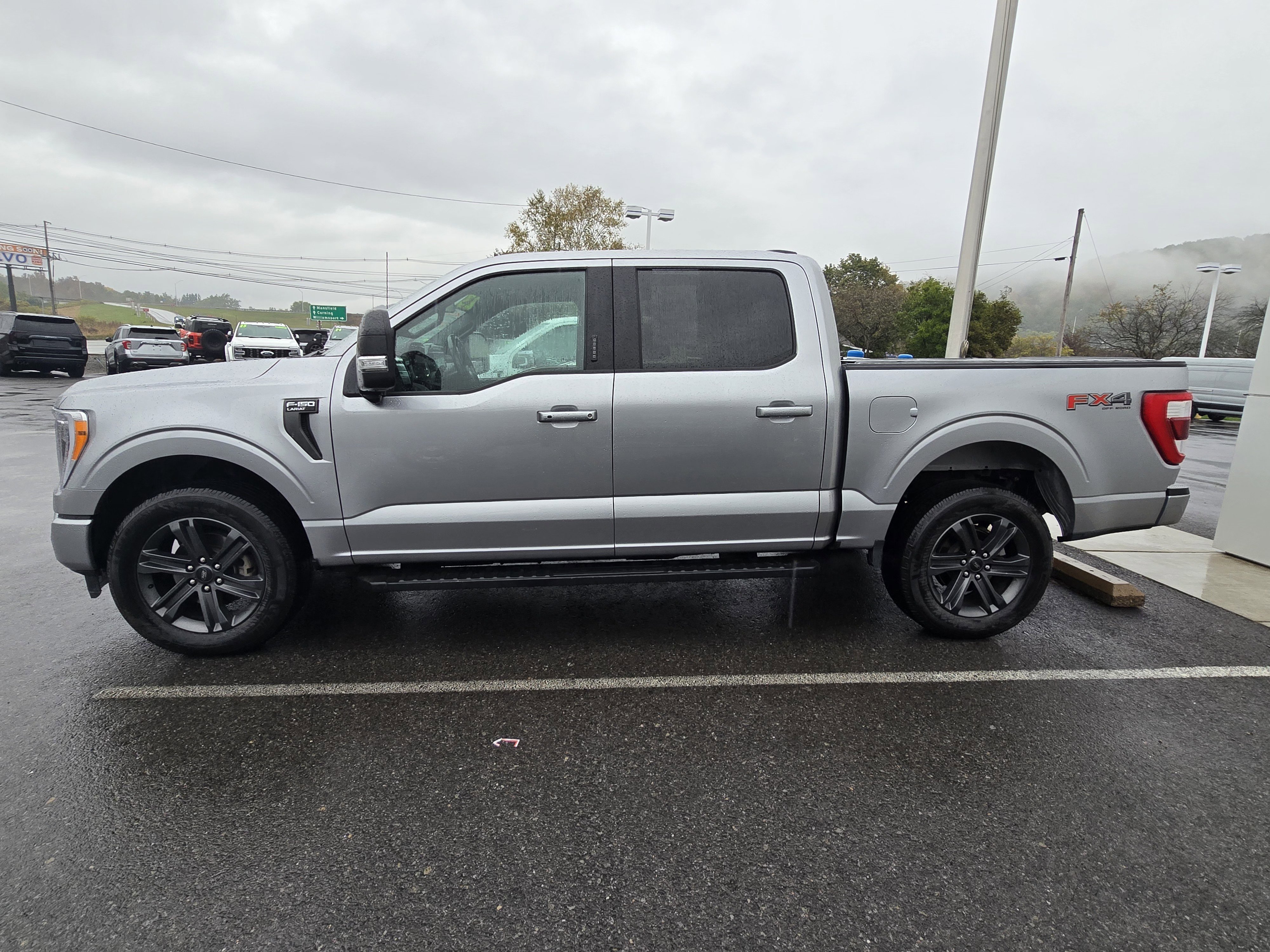 Used 2023 Ford F150 Lariat image 7