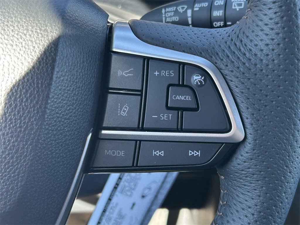 Used 2025 Toyota Sienna Platinum image 50