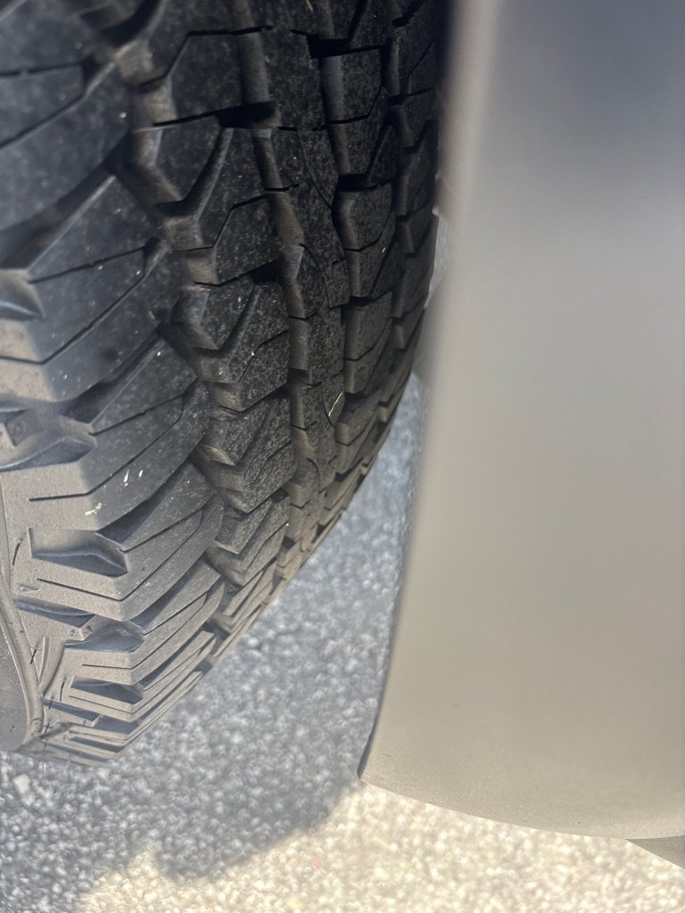 Used 2019 Jeep Cherokee Trailhawk w/ Cold Weather Group AWD/4WD image 22