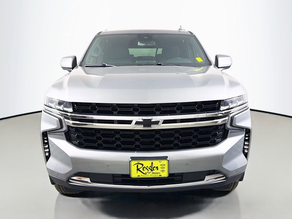 Used 2023 Chevrolet Suburban LS AWD/4WD image 2