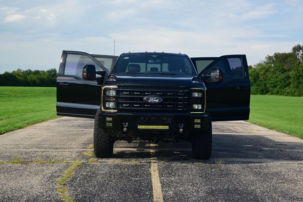 New 2026 Ford F350 King Ranch w/ Tremor Off-Road Package AWD/4WD image 10