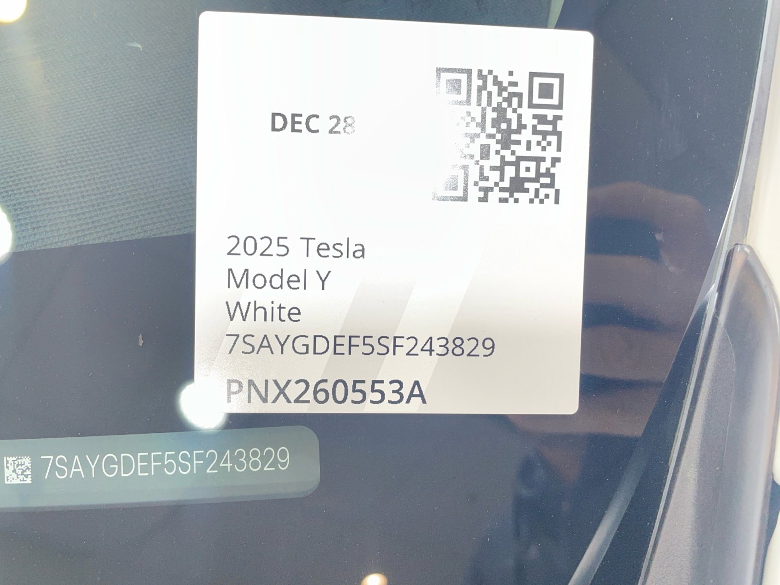 Used 2025 Tesla Model Y Performance image 23