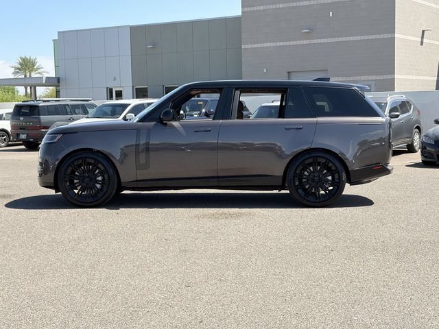 New 2026 Land Rover Range Rover Long Wheelbase SE AWD/4WD image 21