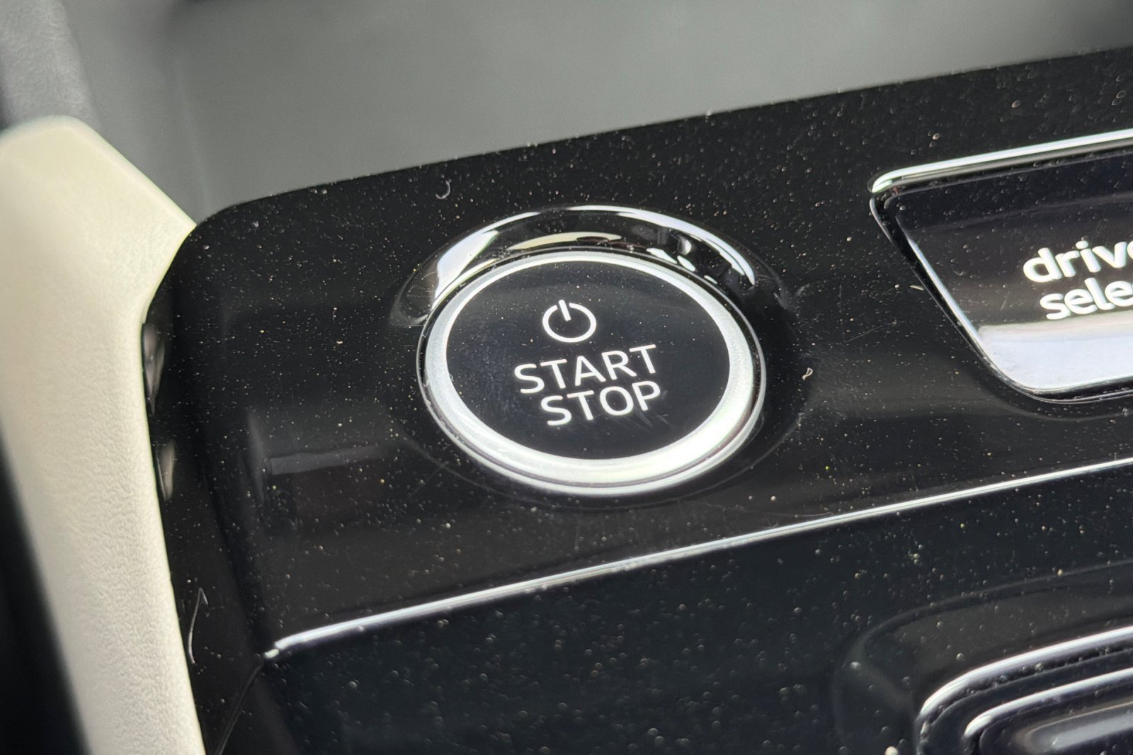 Certified 2025 Audi Q6 e-tron Premium Plus w/ Premium Plus image 22