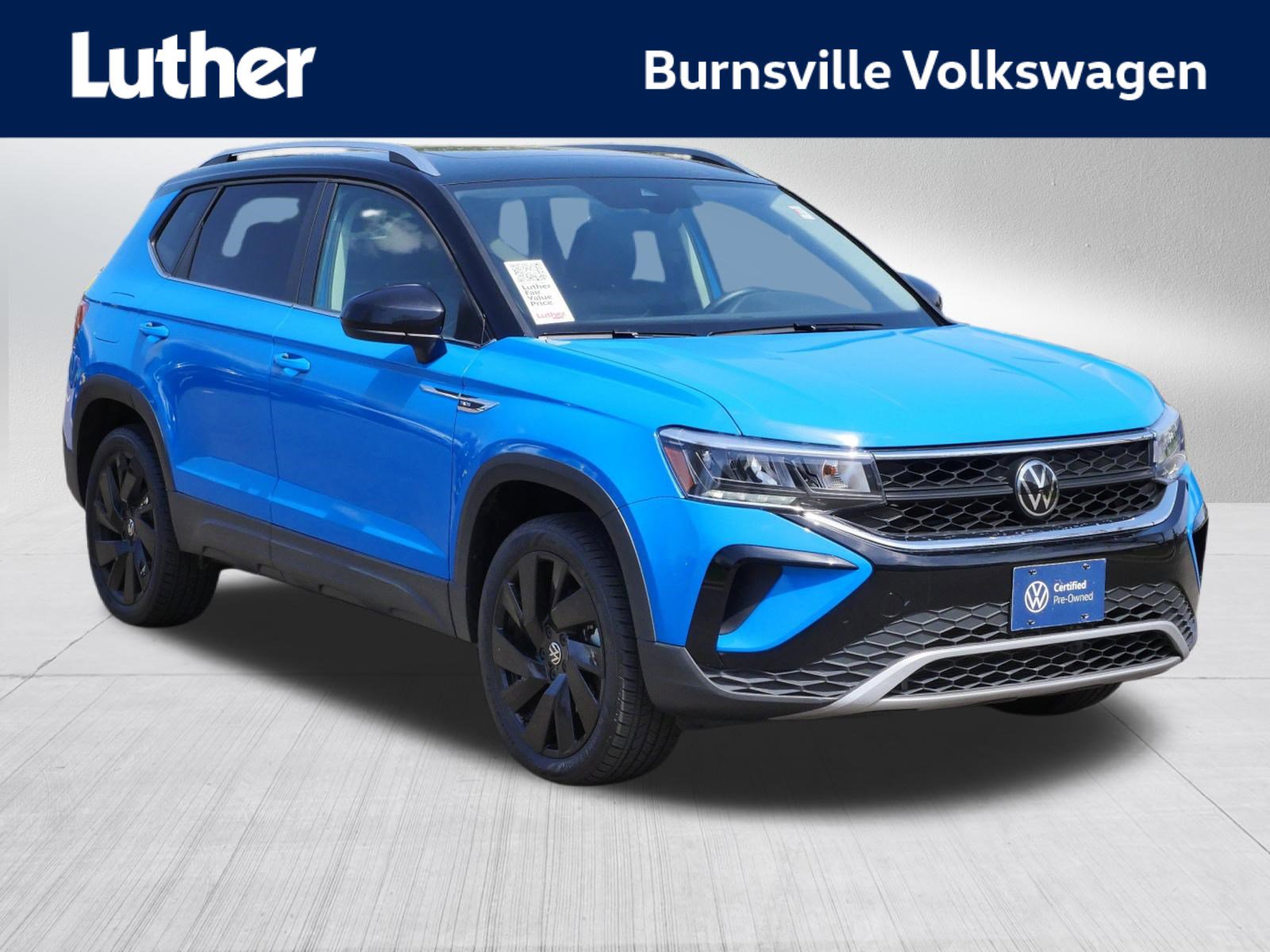 Certified 2024 Volkswagen Taos SE w/ Panoramic Sunroof Package AWD/4WD image 1