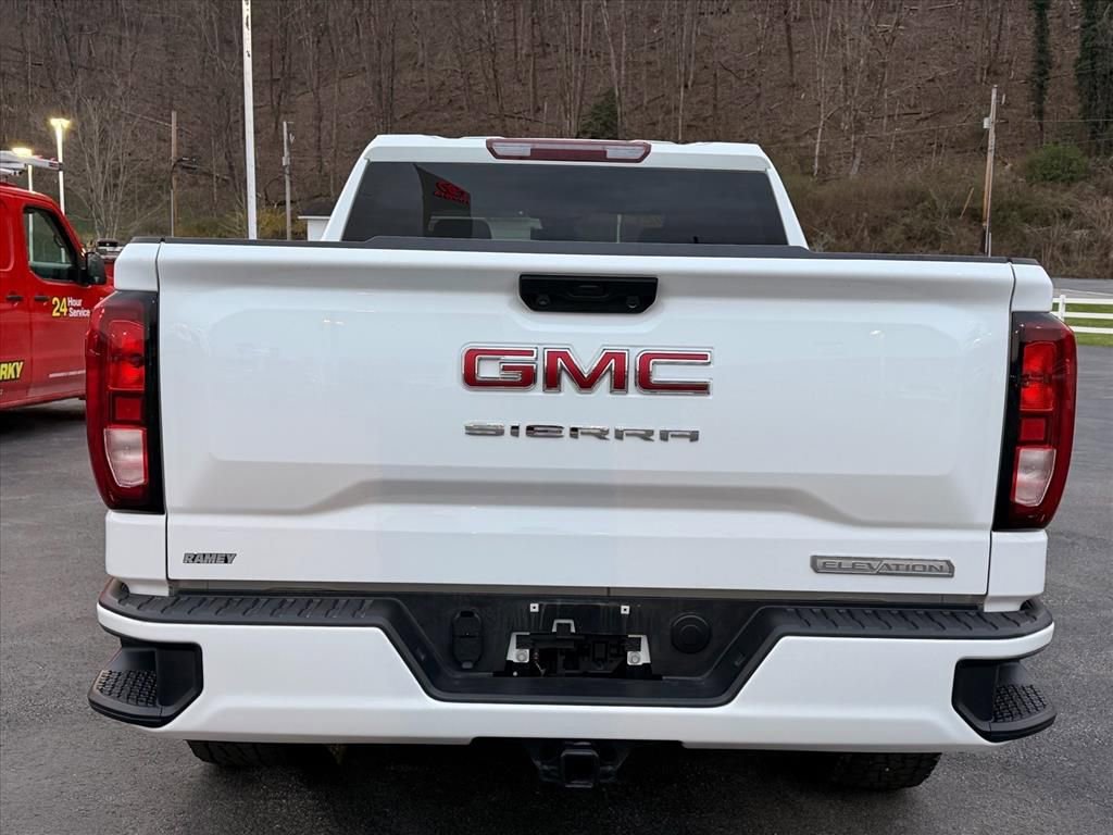 Used 2025 GMC Sierra 1500 Elevation image 6