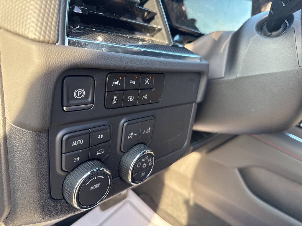 Used 2025 Chevrolet Tahoe RST w/ Comfort Package image 11