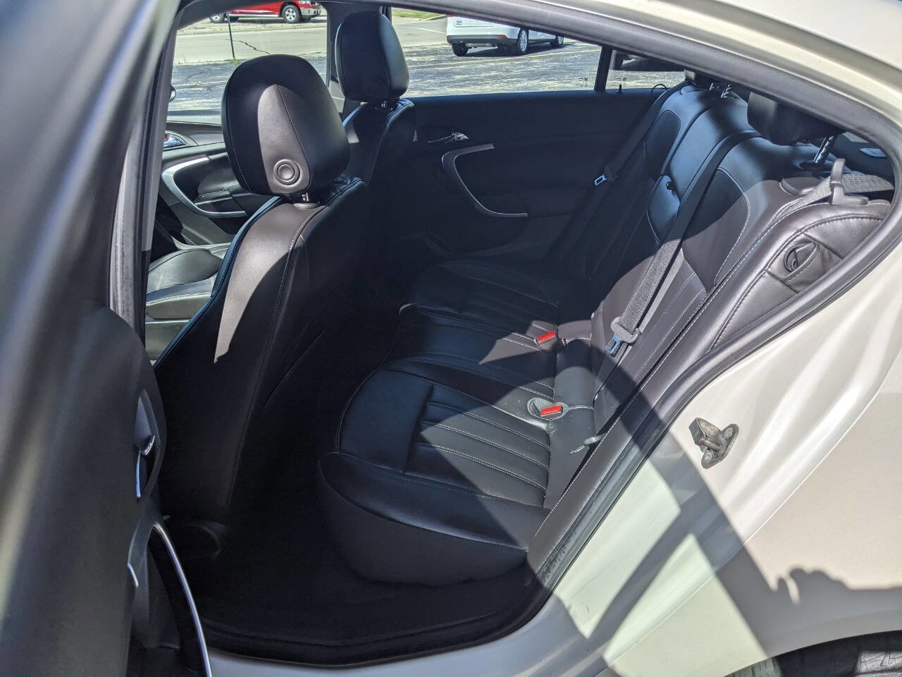Used 2014 Buick Regal Premium FWD image 11