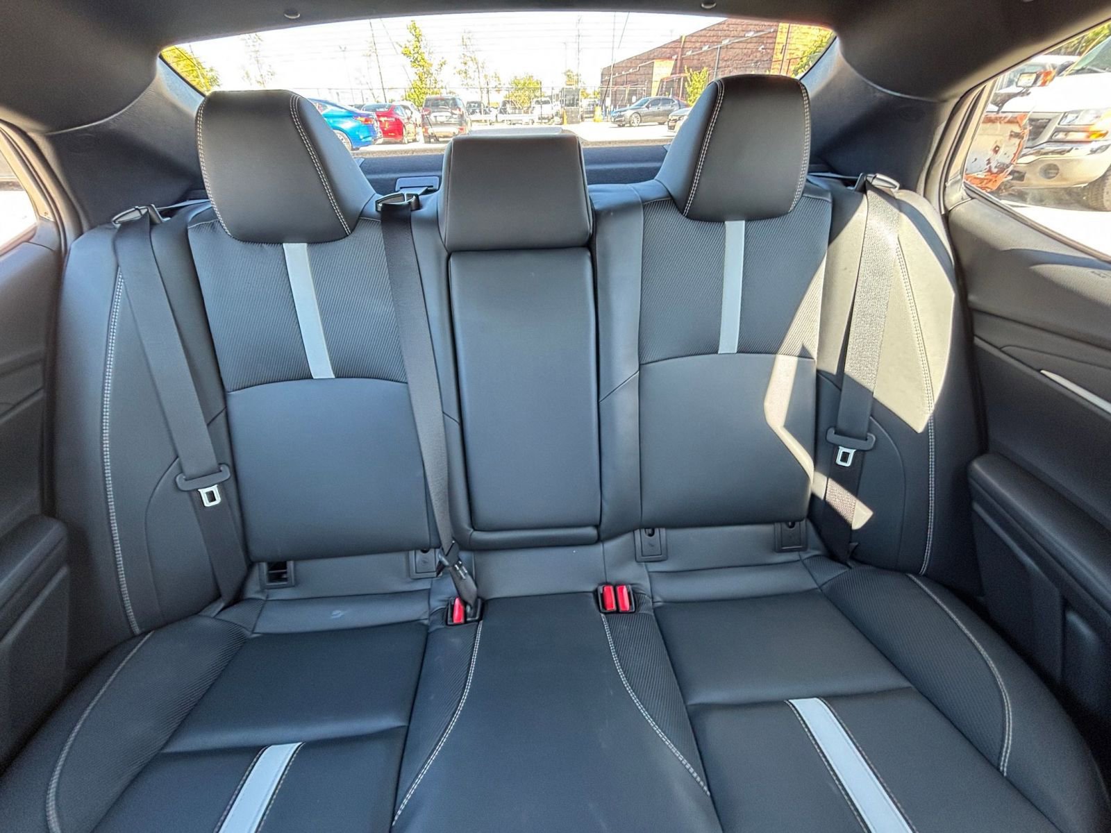 Used 2025 Toyota Camry SE FWD image 38