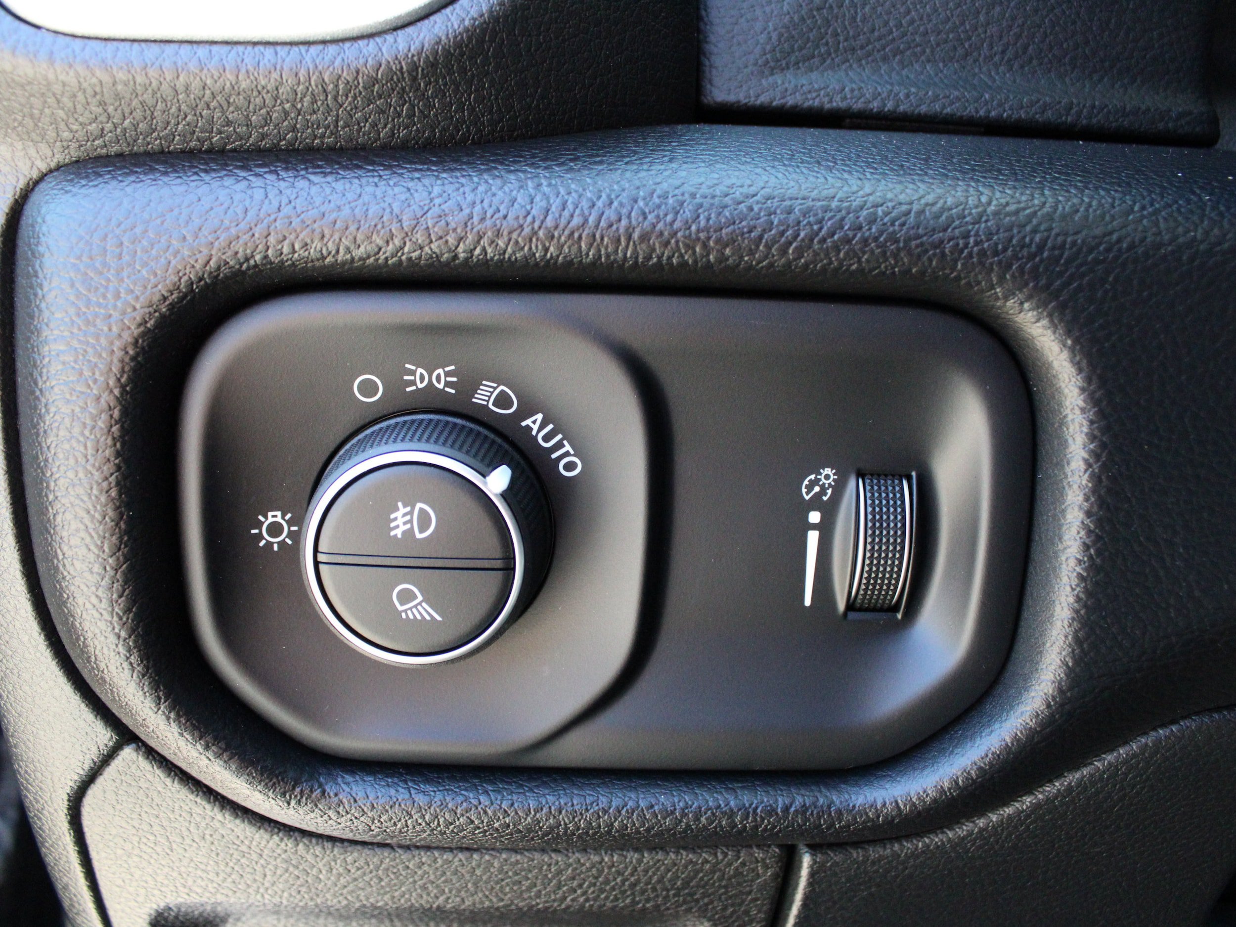 Used 2022 RAM 1500 Big Horn AWD/4WD image 37
