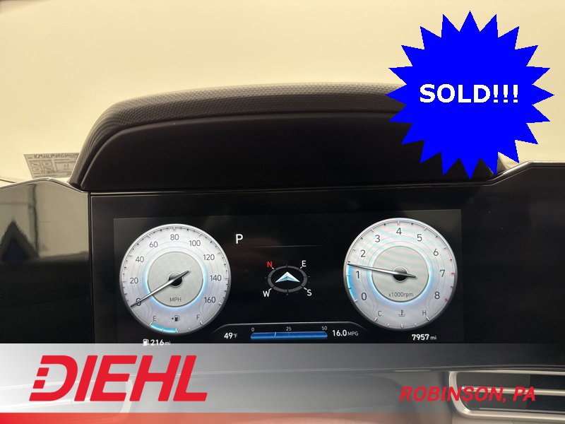 Used 2021 Hyundai Elantra Limited image 26