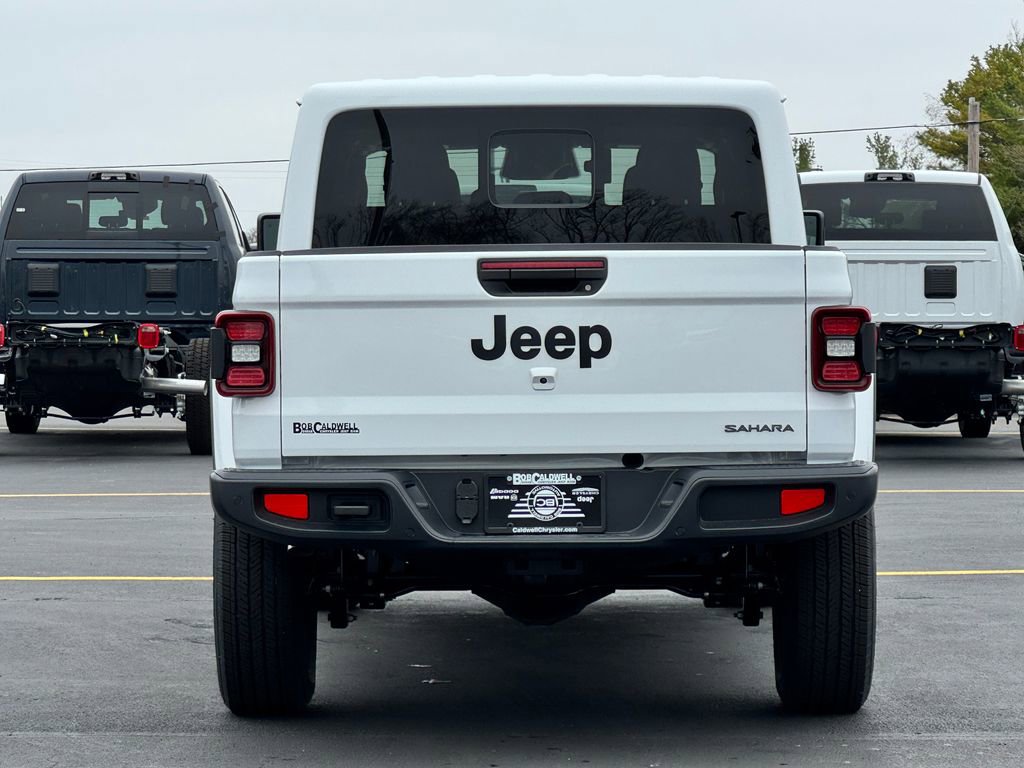 New 2026 Jeep Gladiator Sport AWD/4WD image 6