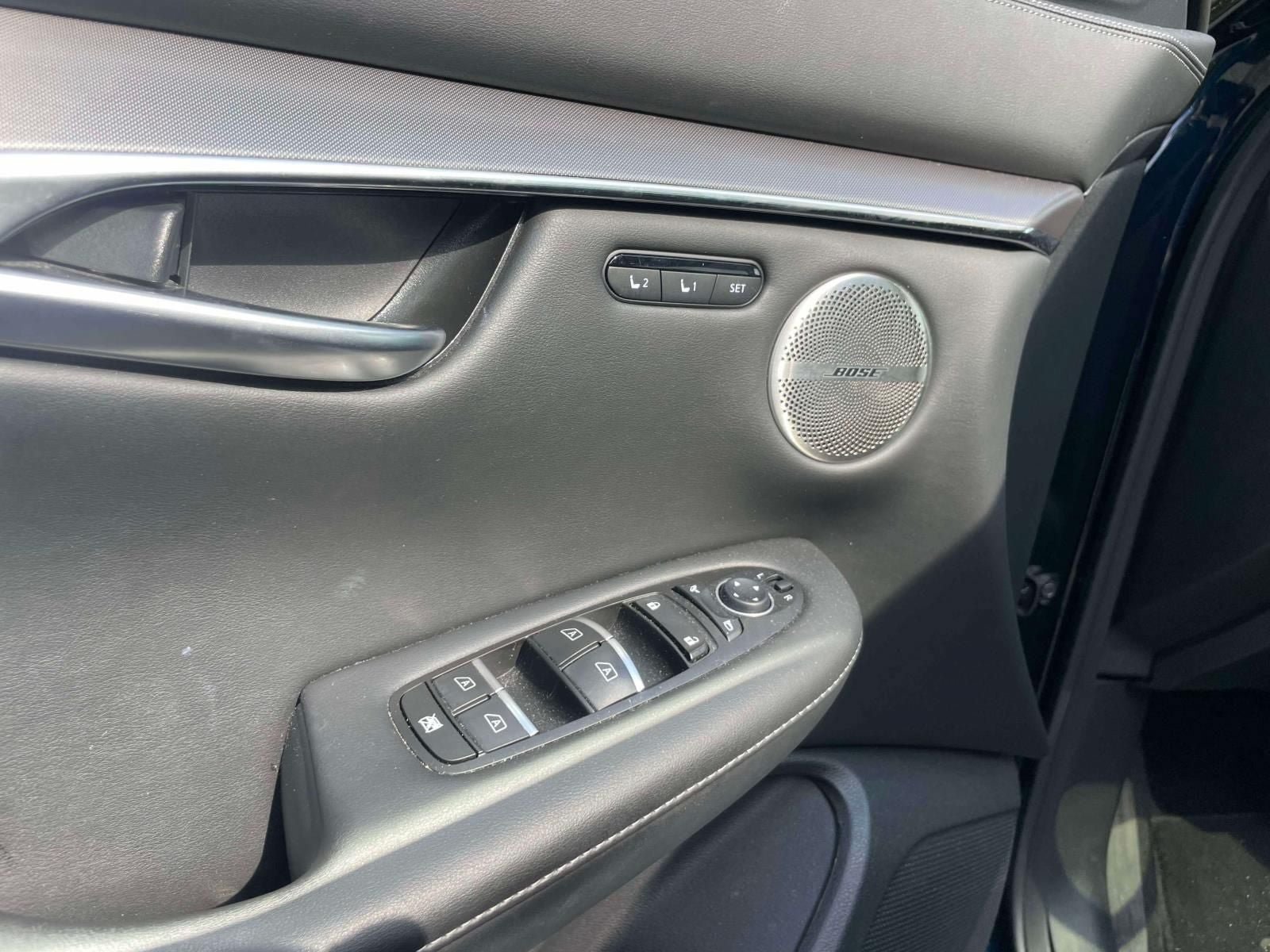 Used 2023 INFINITI QX50 Luxe AWD/4WD image 17
